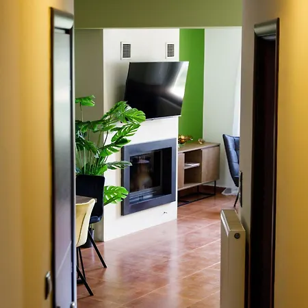 Charming With Gorgeous View & Private Parking Apartman